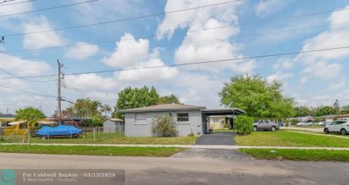 2300 58th Ter, Hollywood FL 33021-3226 exterior