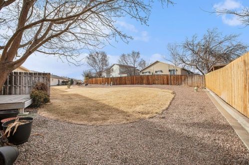 1225 Silver Hawk Ct, Pueblo CO 81008-2155 exterior