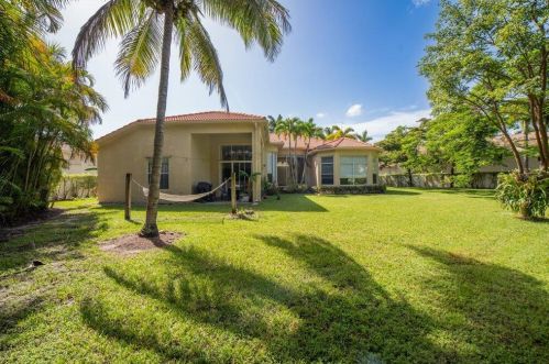 2633 Treanor Ter, West Palm Beach, FL 33414-6419