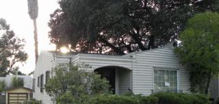 2715 Logan St, Oakland, CA 94601-1924