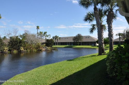 523 6th St, Vero Beach FL  32962-1687 exterior