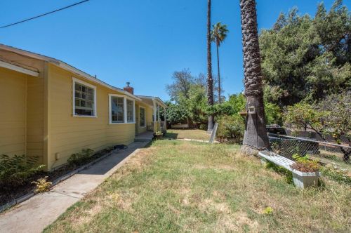 11763 Eucalyptus Hills Dr, Lakeside CA  92040-1303 exterior