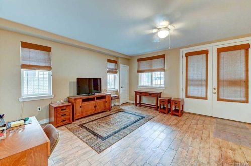 183 Beach 117th St, Far Rockaway, NY 11694-2097