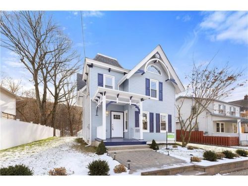 45 Sixth St, Hillburn, NY 10931-1197