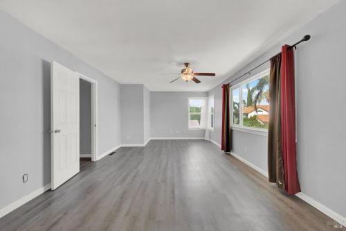 206 Donegal Ct, Vacaville CA  95688-9217 exterior