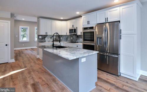 380 Ivy Mills Rd, Glen Mills PA  19342-1424 exterior