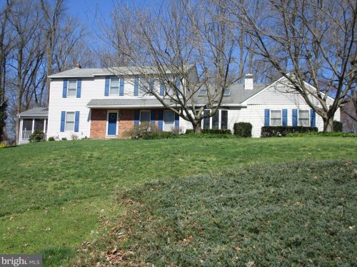 30 Paul Ln, Glen Mills, PA 19342-8807