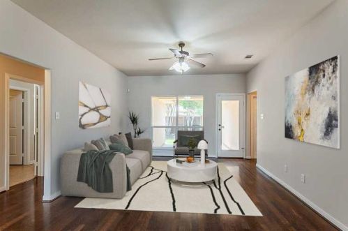 3217 Bell Ave, Denton, TX 76207-7643
