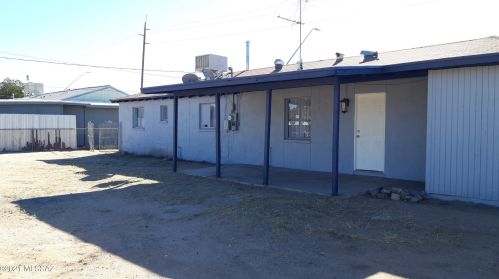 6201 29th St, Tucson AZ  85711-6815 exterior