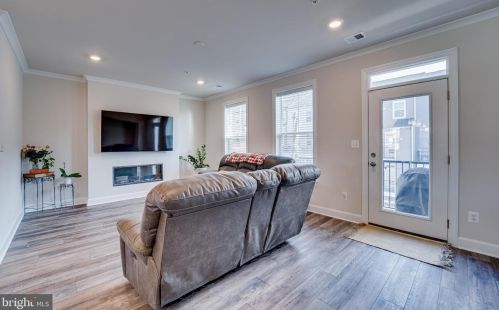 14957 River Walk Way, Woodbridge VA  22191 exterior