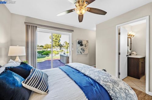 1419 Aster Ln, Livermore CA  94551-1417 exterior