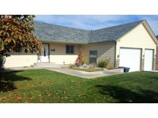 842 Hartley Ave, Hermiston, OR 97838-1275