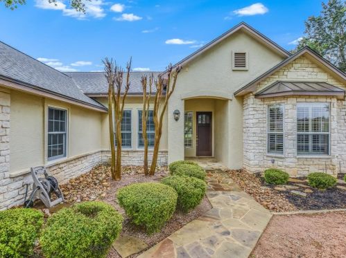 132 Enchanted Dr, Georgetown, TX 78633-4534