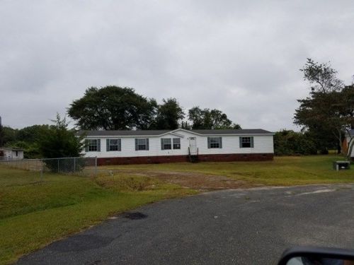 103 Oriole Pl, Dudley, NC 28333-6285