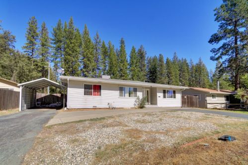 19221 Ridge Rd, Pine Grove, CA 95665-9518