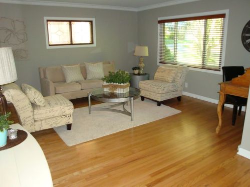 10422 Hillside Ave, Milwaukee, WI 53222-2323