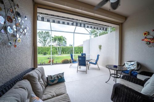 6713 Calumet Dr, Naples FL 34113-1608 exterior