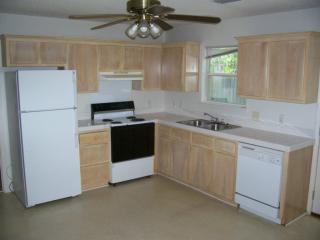 8100 Exchange St, Gautier, MS 39553-2207