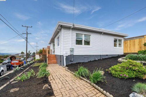 6549 Kensington Ave, Richmond CA  94805-1664 exterior