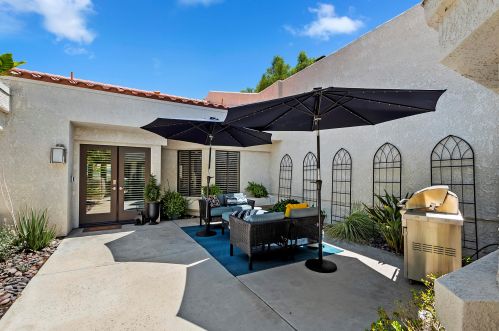 50076 Calle Rosarita, La Quinta CA  92253-2528 exterior