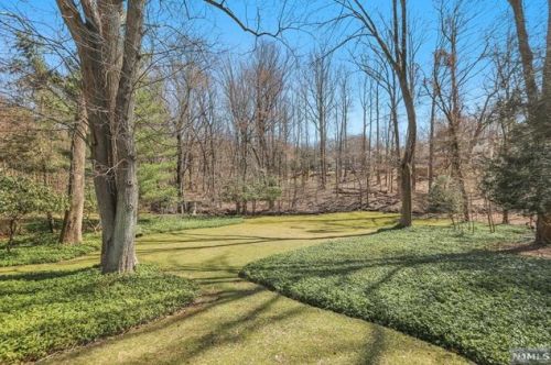 166 Millbrook Cir, Norwood, NJ 07648-2420