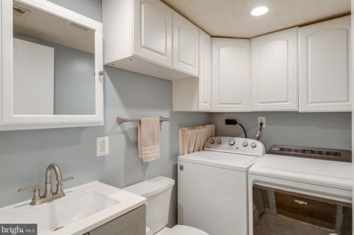 334 Shenandoah St, Leesburg VA  20175-4010 exterior