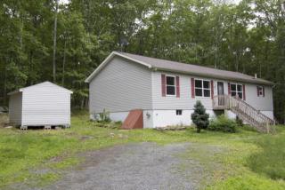134 Ledge Crst, Hawley, PA 18428-7754