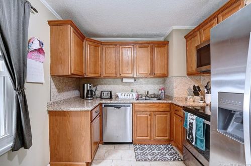 180 Stonecrest Dr, Bristol CT  06010-5321 exterior