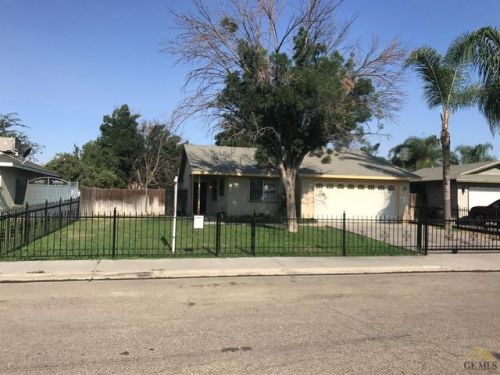 865 Oakmont St, Bakersfield, CA 93263-3118
