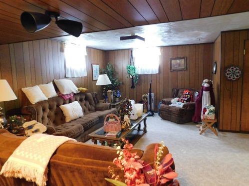 210 Swink Hill Rd, South Connellsville PA  15425-6352 exterior