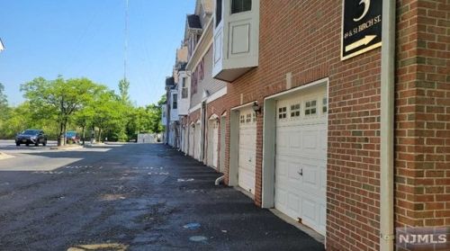 51 Birch St, Ridgefield Park NJ  07660-2312 exterior