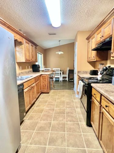 6848 Fast Gun Ln, Milton FL  exterior