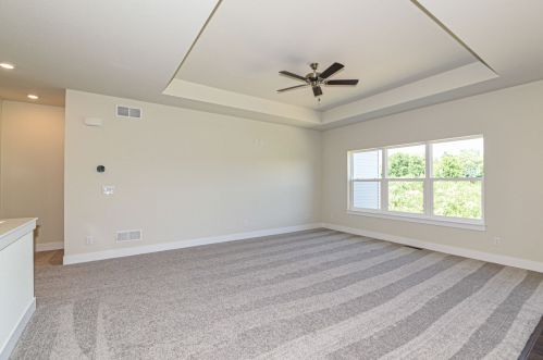 637 Annecy Park Cir, Waterford WI  53185-4262 exterior