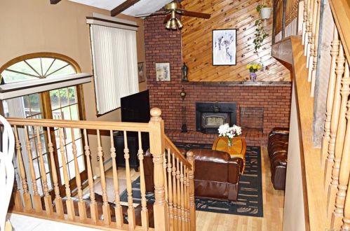 9 Rolling Hills Dr, Panamoka NY  11961-2305 exterior