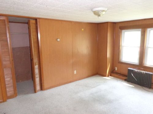 124 Dubois St, Springfield MA  01151-1921 exterior