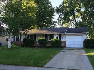 105 Rossway Ave, Rossford, OH 43460-1348
