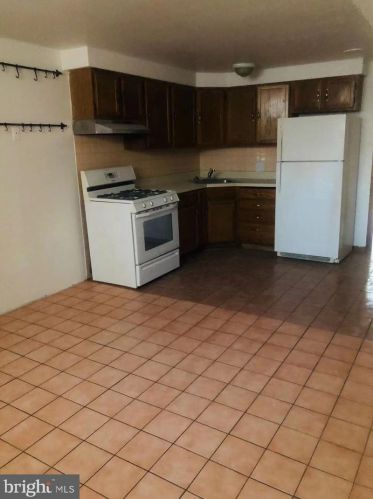 518 15th St, Philadelphia PA  19130-4004 exterior