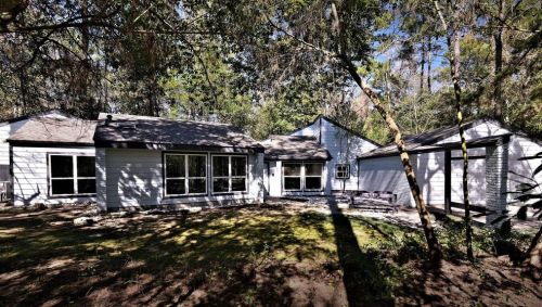 2911 Royal Circle Dr, Humble, TX 77339-2557