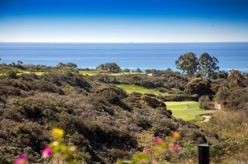 28 Fairway Pt, Newport Beach, CA 92657-1722