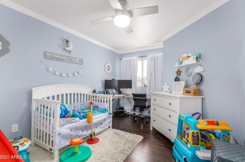 501 Sunrise Dr, Gilbert AZ  85233-6732 exterior