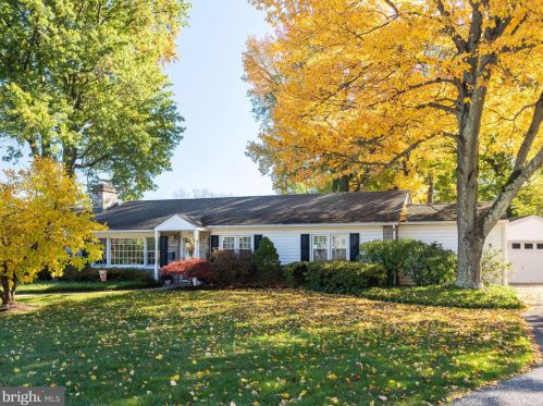 1606 Windybush Rd, Wilmington, DE 19810-4442