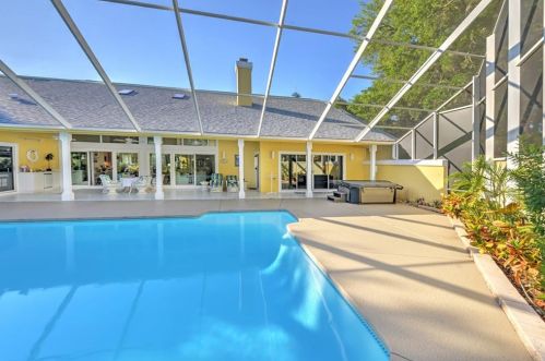 2585 Spruce Creek Blvd, Daytona Beach FL  32128-6787 exterior
