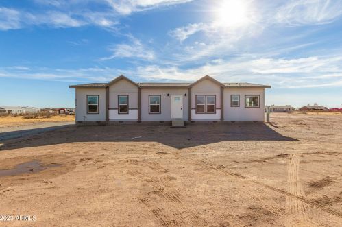 22548 Duane Ln, Wittmann, AZ 85361-9787