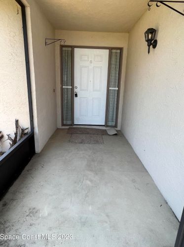 1696 Saratoga Dr, Titusville FL  32796-4206 exterior