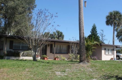 116 Woodland Dr, Sanford, FL 32773-7306