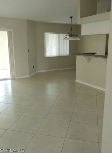 2819 25th St, Cape Coral, FL 33914-3893