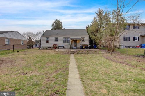 221 Nichols St, Dauberville PA  19533-9525 exterior