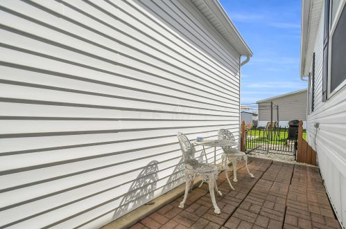 314 Robert Dr, Pataskala OH  43062-7237 exterior