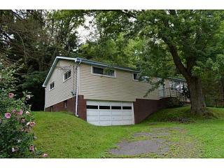 85 Mcmichael Rd, Collier Township, PA 15106-1427