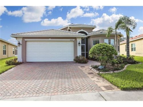 16002 Golden Lakes Dr, Wimauma, FL 33598-5206